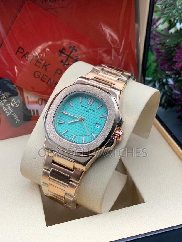 Rose Gold Patek Philippe Stainless Watch · Photo 4