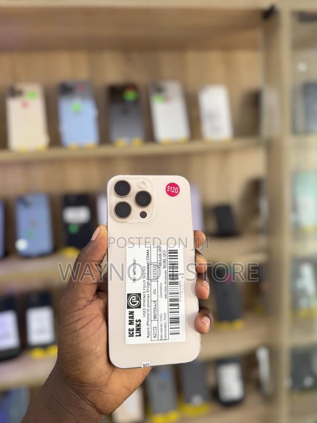Apple iPhone 16 Pro Max 512 GB Gold · Photo 1