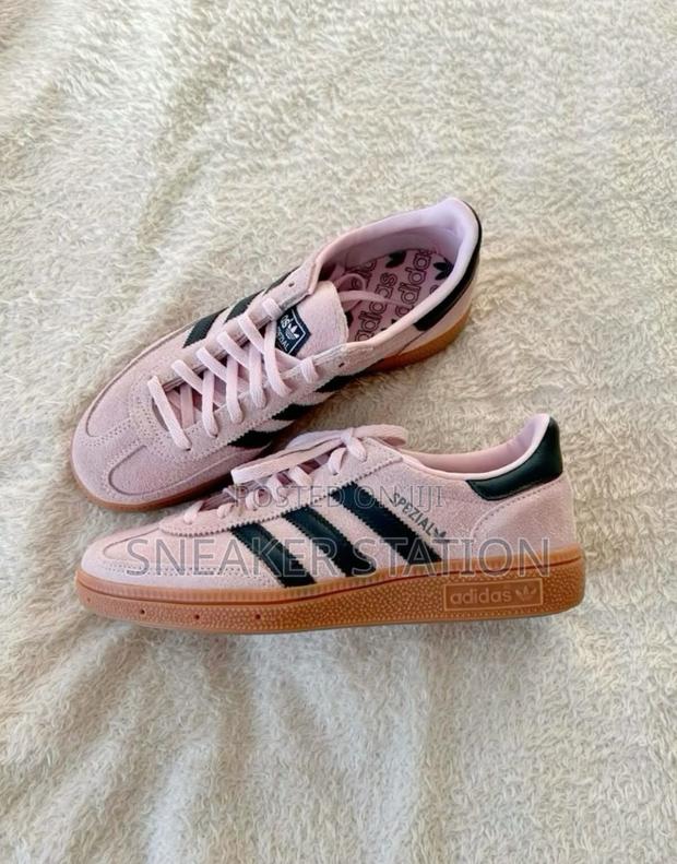 Adidas Handball Spezial Sneakers · Photo 1