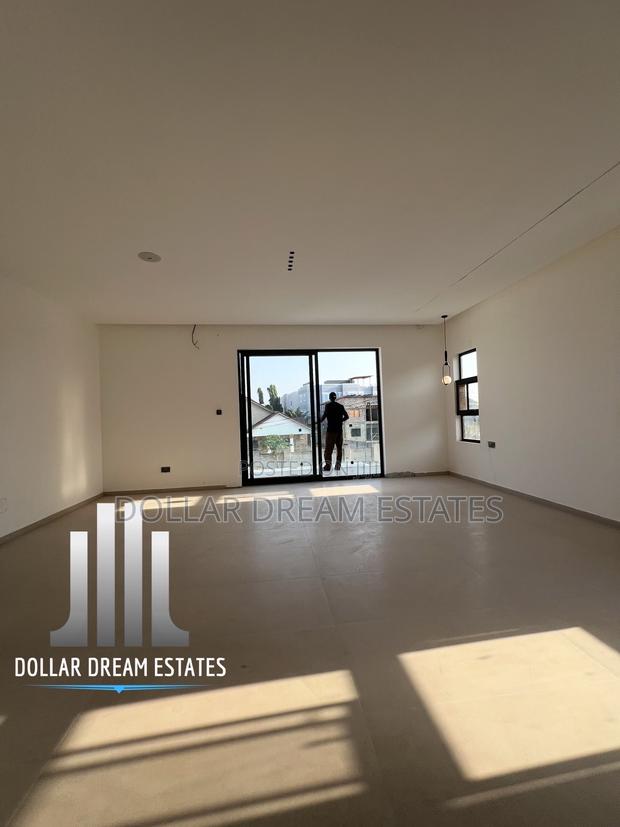 4bdrm House in East Legon for sale · Photo 8