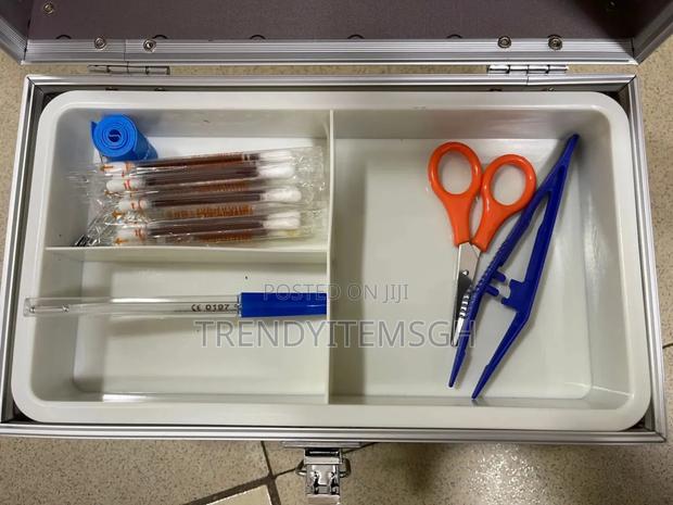 Emergency First Aid Kit Medical Storage Box · Photo 4