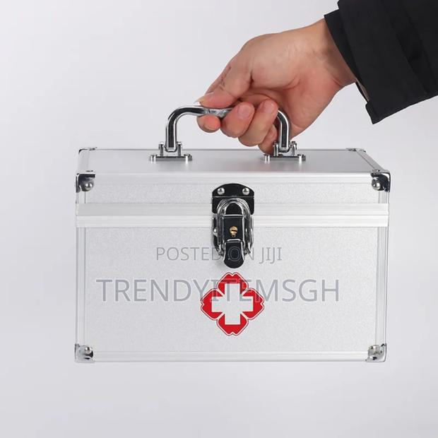 Emergency First Aid Kit Medical Storage Box · Photo 5