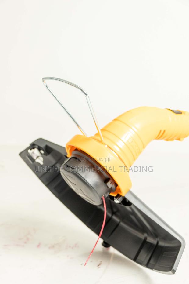 Grass Trimmer · Photo 2
