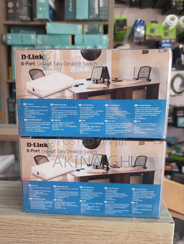 D-Link 8 Ports Gigabit Switch Dlink · Photo 2