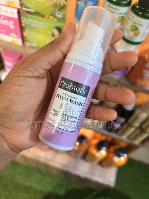 Probiotic Intimate Wash · Photo 1