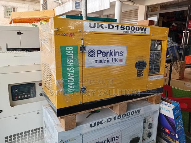 Perkins Heavy-Duty Power Generator · Photo 1