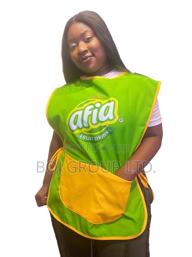 Plain And Customized Aprons · Photo 3