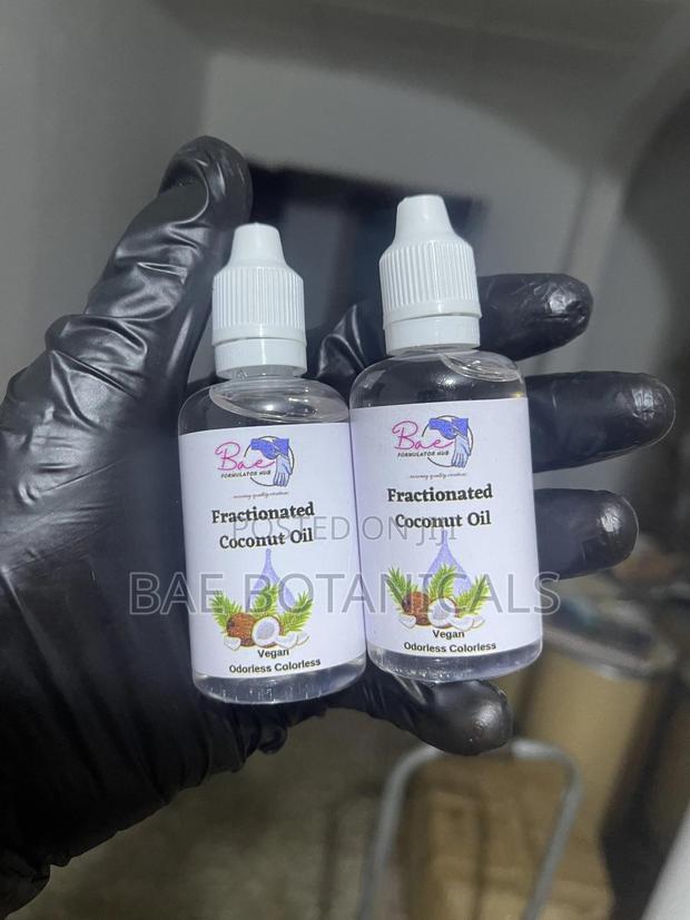 Fractionated Coconut (Mct) Oil Foodgrade - 100ml · Photo 2