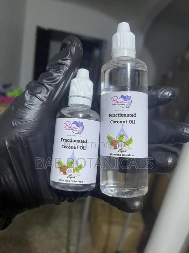 Fractionated Coconut (Mct) Oil Foodgrade - 100ml · Photo 3
