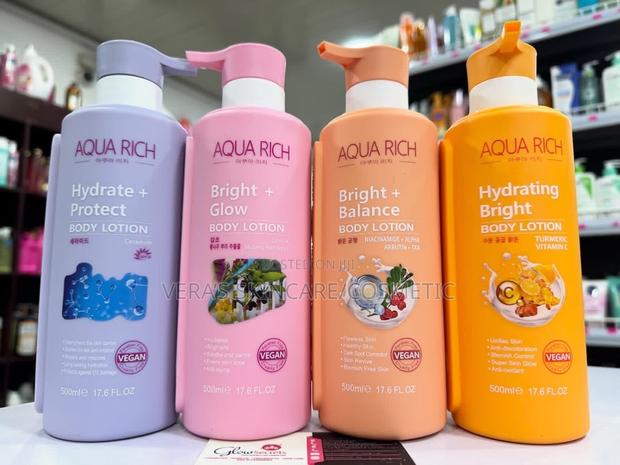 Aqua Rich Body Lotion · Photo 1