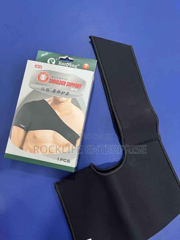 Elastic Shoulder Support · Photo 2