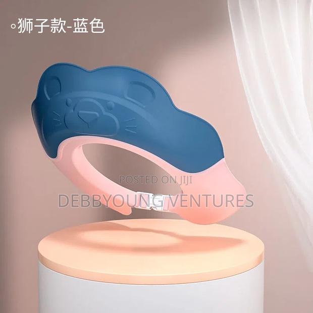 Kids Shower Cab · Photo 1