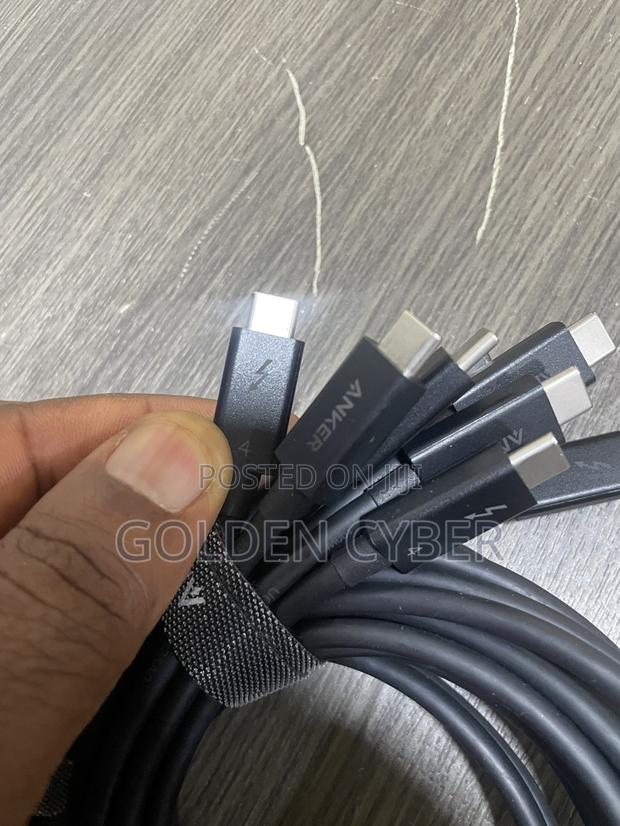 Original Anker Thunderbolt 4 Certified Cable · Photo 2