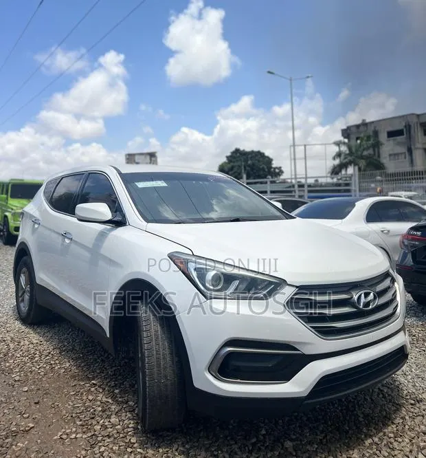 Hyundai Santa Fe SE AWD 2017 White · Photo 1