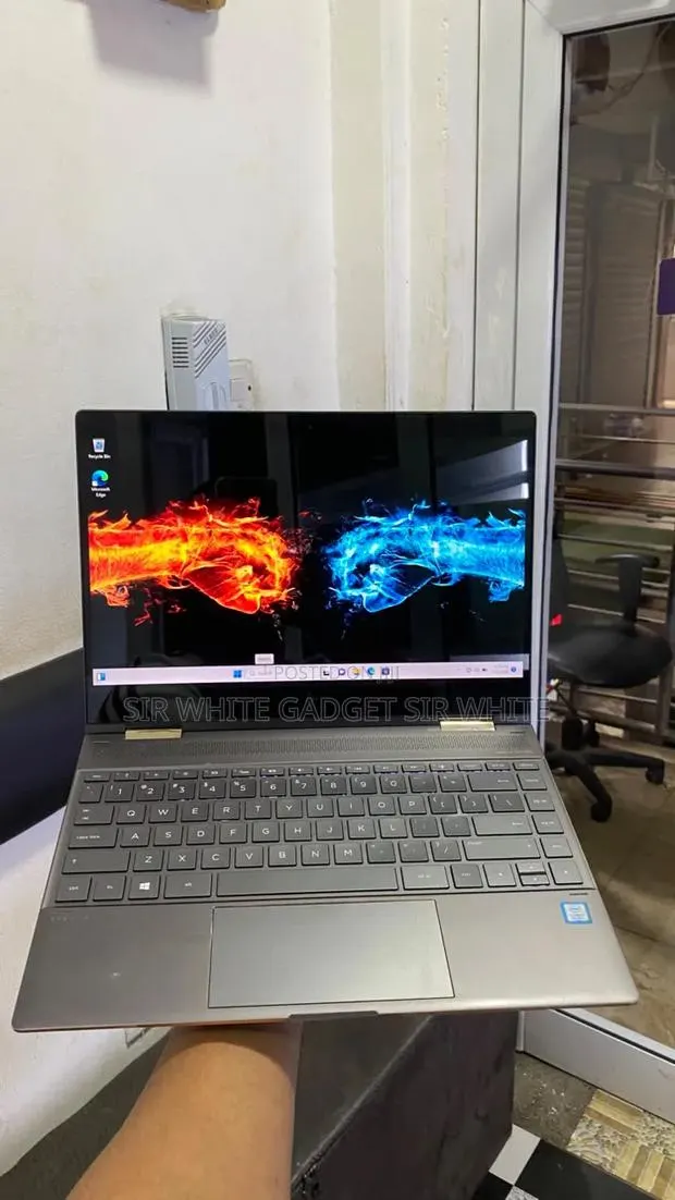 Laptop HP Spectre X360 16GB Intel SSD 256GB · Photo 1