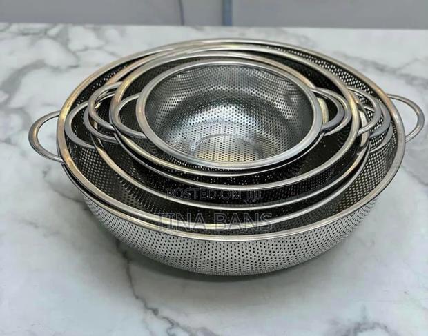 6 Pieces Set Colander · Photo 1