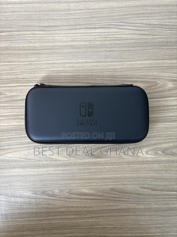 Nintendo Switch Protective Bag · Photo 2