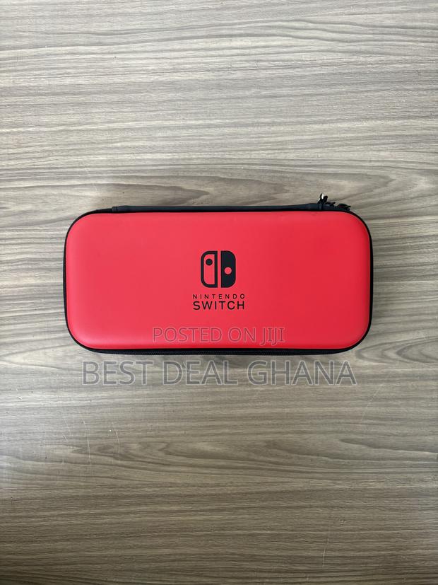 Nintendo Switch Protective Bag · Photo 1
