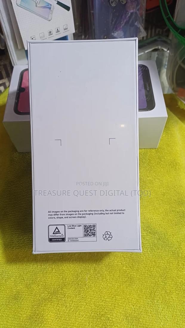 New Huawei Y7 Prime 2019 64 GB Blue · Photo 2