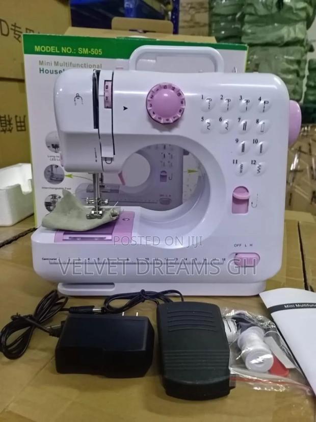 Household Multifunctional Electric Mini Sewing Machine · Photo 1