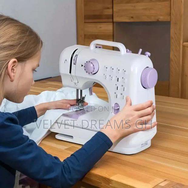Household Multifunctional Electric Mini Sewing Machine · Photo 3