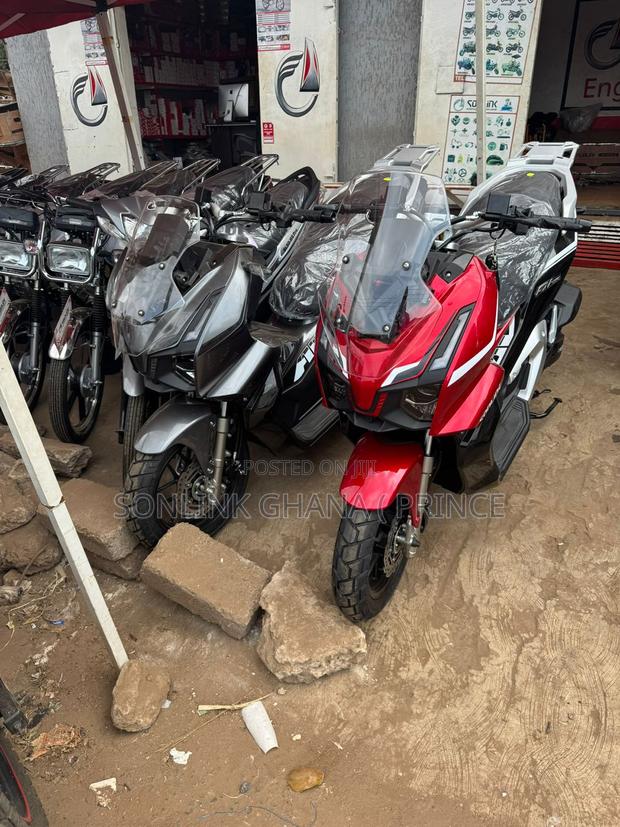 New Honda 2026 Red · Photo 3