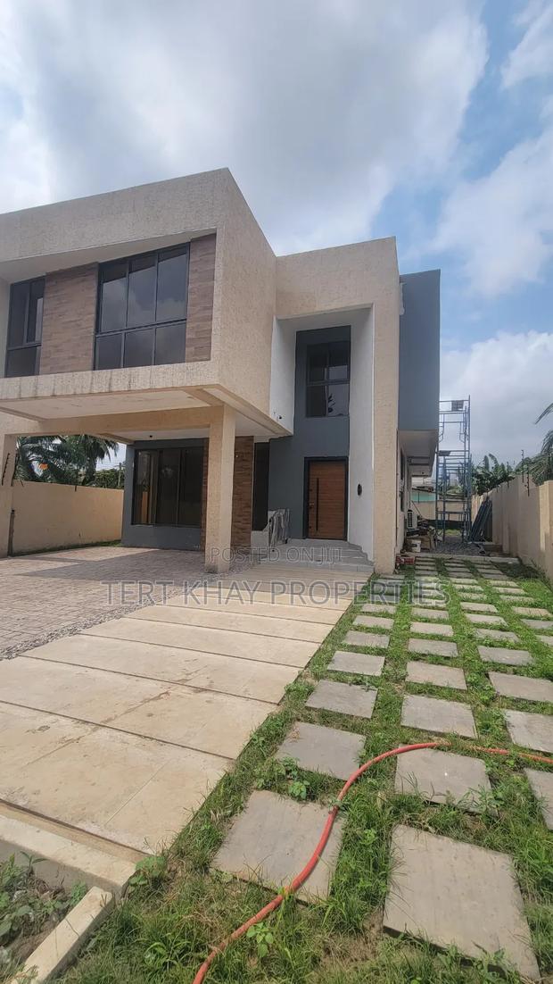 4bdrm House in Adenta for sale · Photo 1