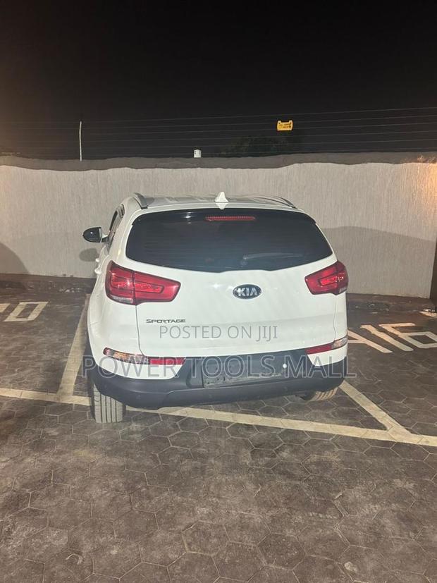 Kia Sportage 2016 White · Photo 4
