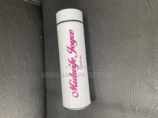 Digital Display Vacuum Flask · Photo 1