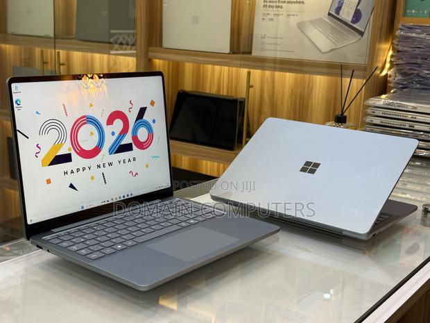 New Microsoft Surface Laptop 16GB Qualcomm Snapdragon X Plus SSD 512GB · Photo 7