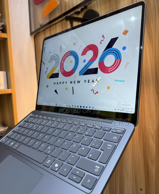 New Microsoft Surface Laptop 16GB Qualcomm Snapdragon X Plus SSD 512GB · Photo 8