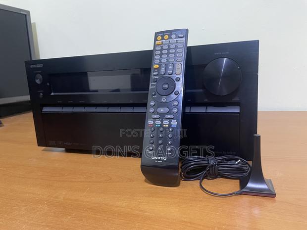 Onkyo Tx Nr818 · Photo 2