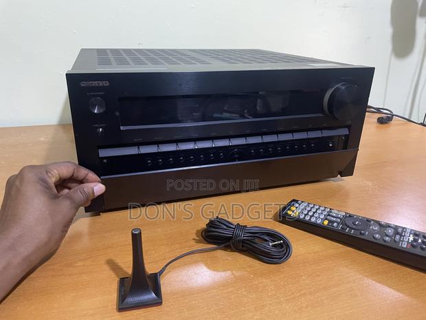 Onkyo Tx Nr818 · Photo 6