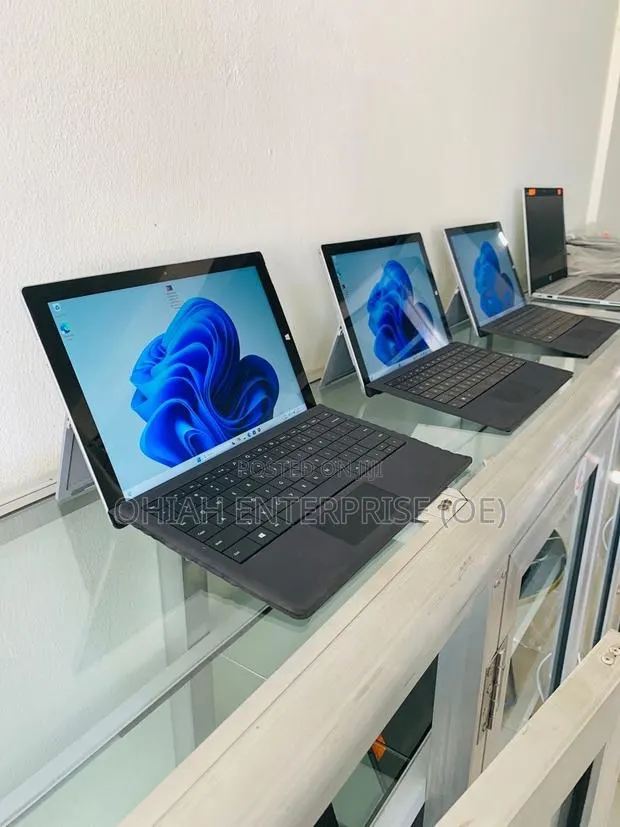Laptop Microsoft Surface Pro 3 4GB Intel Core i5 SSD 128GB · Photo 1