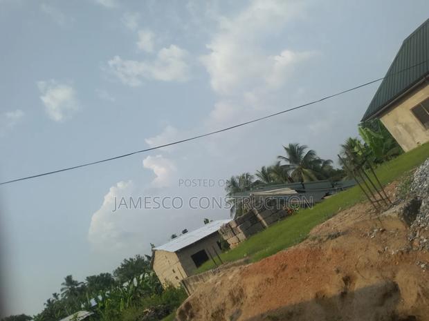 Building Plot With Single Room Self Contained · Photo 6