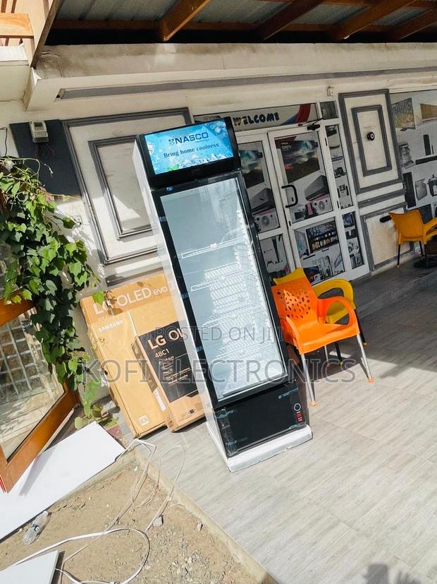 Nasco 288l Commercial Cooler Sales-Boosting Display · Photo 1