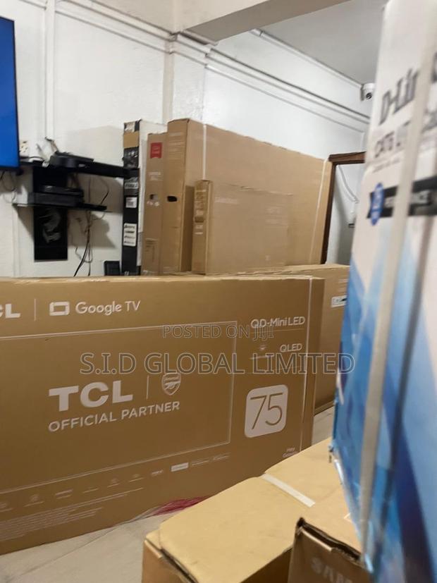 See The Unseen: 4k Ultra Hd With Quantum On A Massive 75" Display · Photo 1