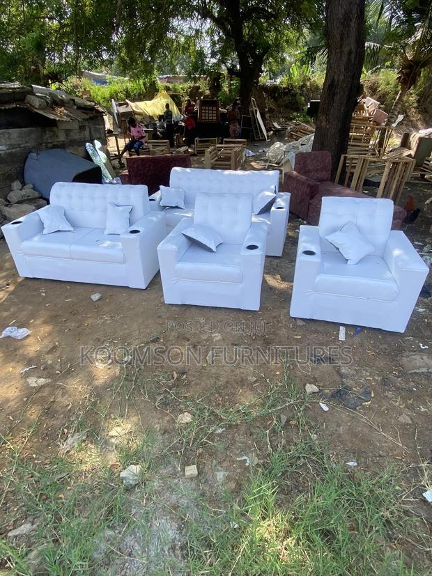 Quality White Leather Sofas Sets · Photo 1