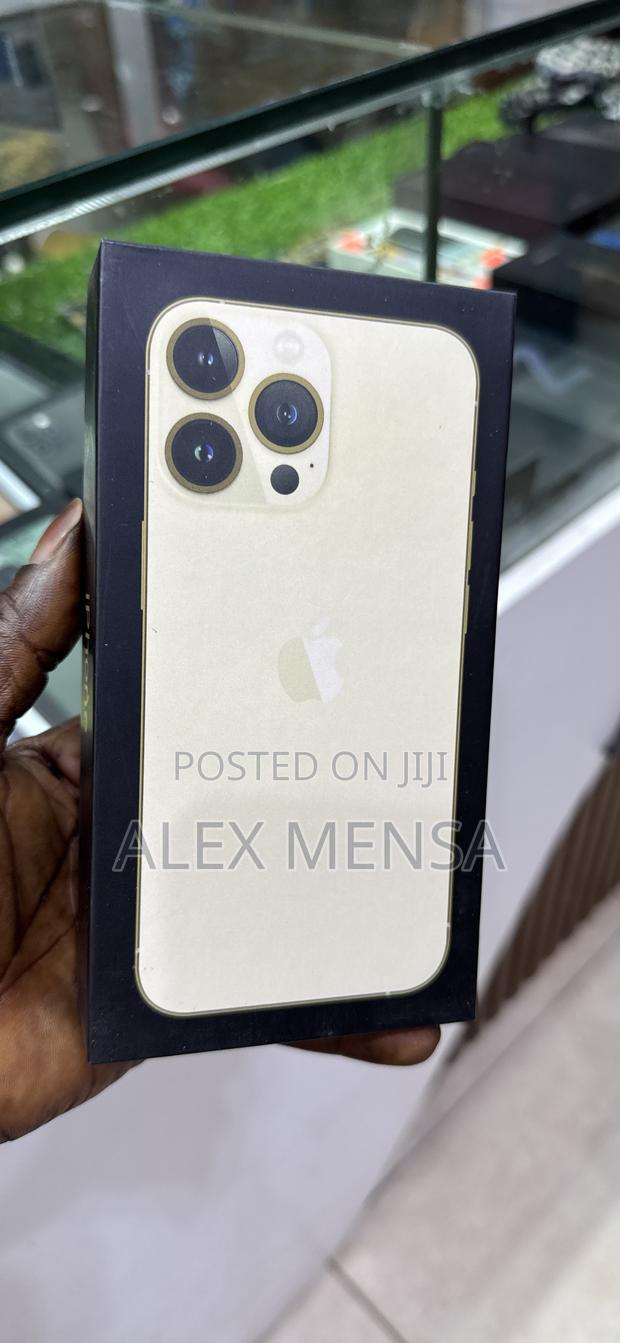 Apple iPhone 13 Pro 128 GB Gold · Photo 1