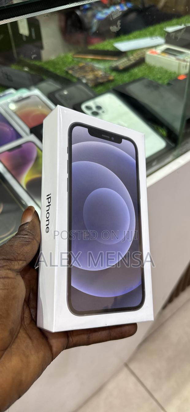 Apple iPhone 12 128 GB Black · Photo 2