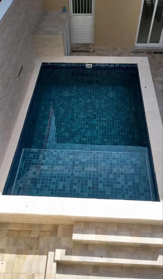 Domestic Swimming Pool Construction · Photo 3