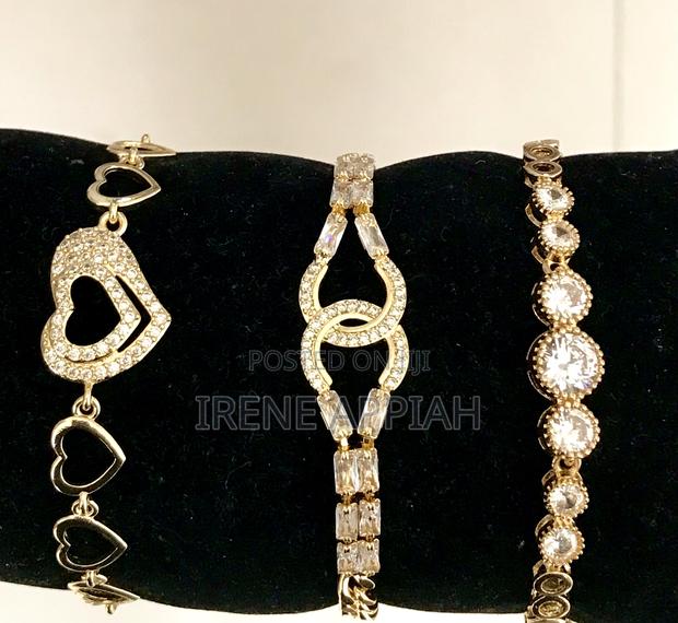 Classy Bracelets for Ladies · Photo 1