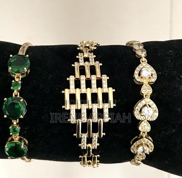 Classy Bracelets for Ladies · Photo 2