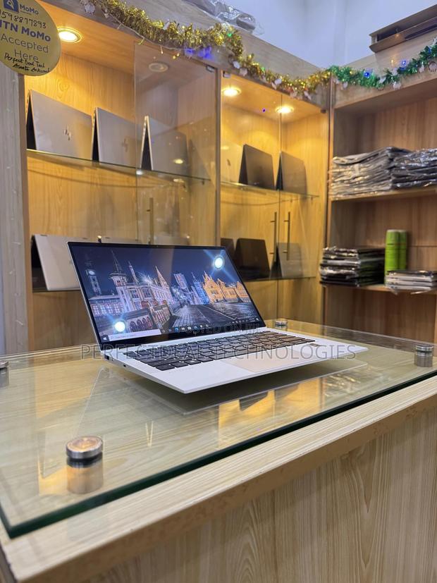 New Laptop HP EliteBook x360 1030 G8 16GB Intel Core i5 SSD 512GB · Photo 4