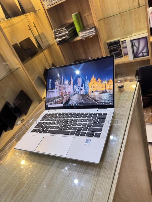 New Laptop HP EliteBook x360 1030 G8 16GB Intel Core i5 SSD 512GB · Photo 5