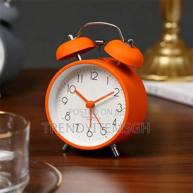 Metal Desk Bell Alarm Clock · Photo 2