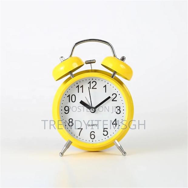 Metal Desk Bell Alarm Clock · Photo 4