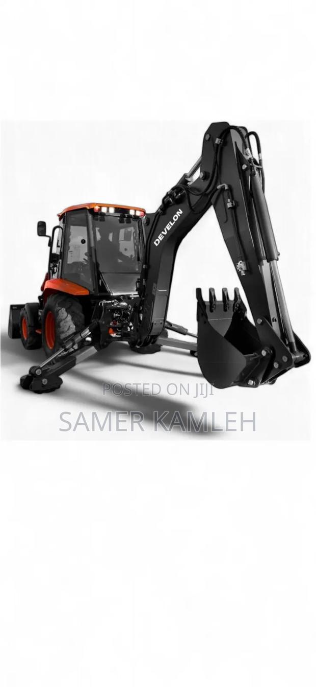 Develon Backhoe · Photo 2