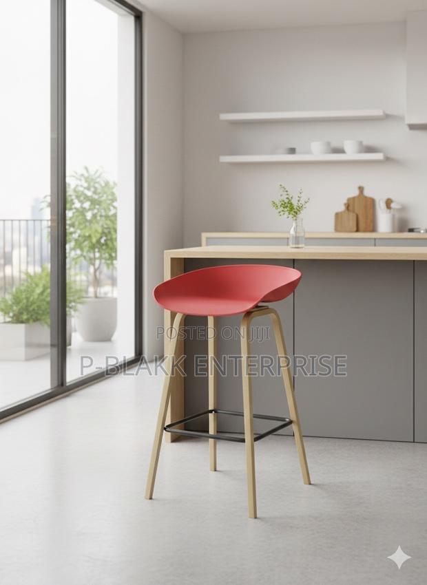 Kitchen/ Bar Chair Bar Stool · Photo 2