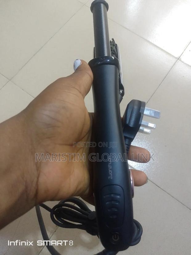 Classic Straightens Curls (Us Standard) Wired · Photo 3